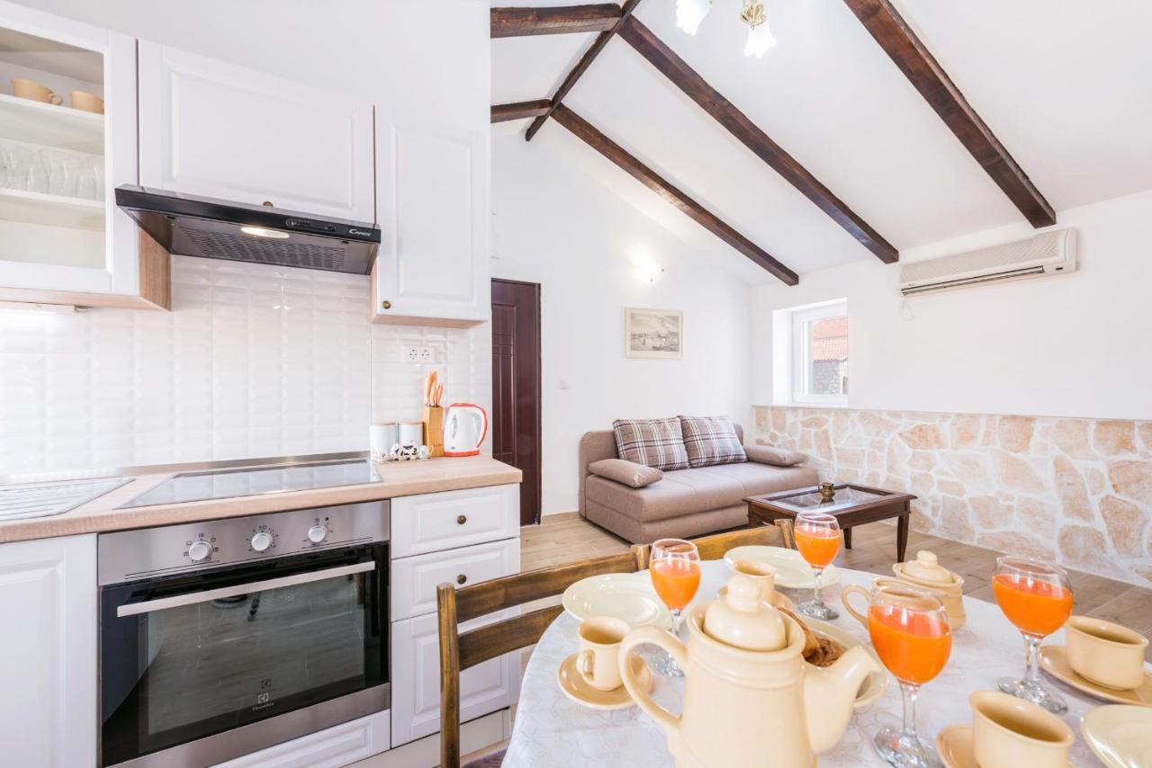 Sugar Suite Split Bagian luar foto